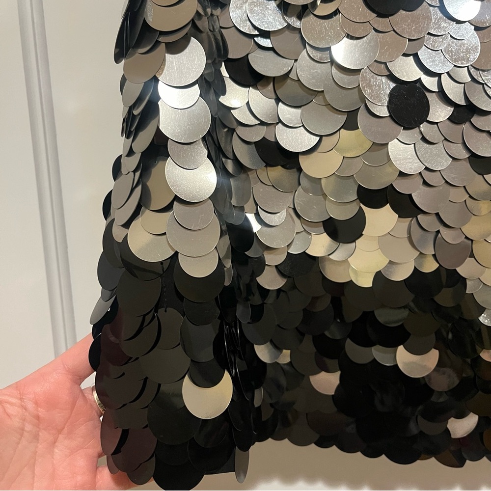 Alice + Olivia Rubi Embellished Micro Skirt 8 Sequin Paillette Silver Black - Picture 14 of 16